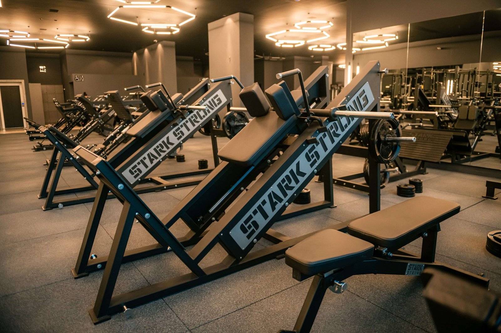 area da academia voltada a treino de gluteo